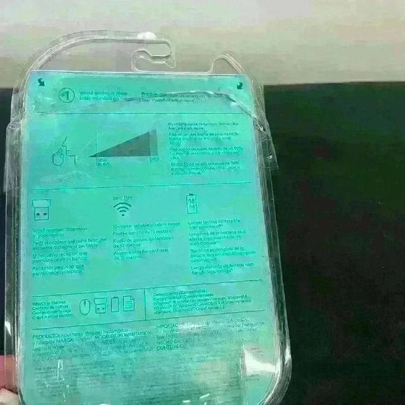 Logitech silent wireless mouse with laptop receiver - Picture 2 of 2